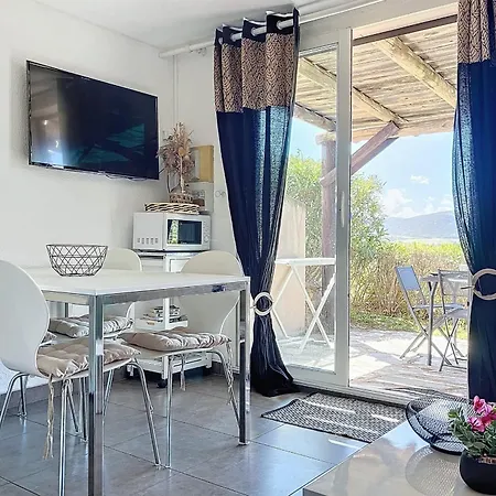 Cozy Seaside Σπίτι διακοπών *
